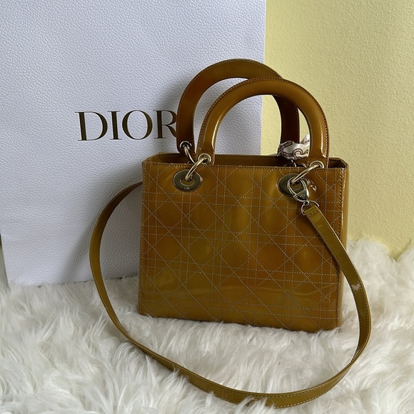 💯Authentic Lady Dior Small Handbag🍀 - Picture 9 of 17